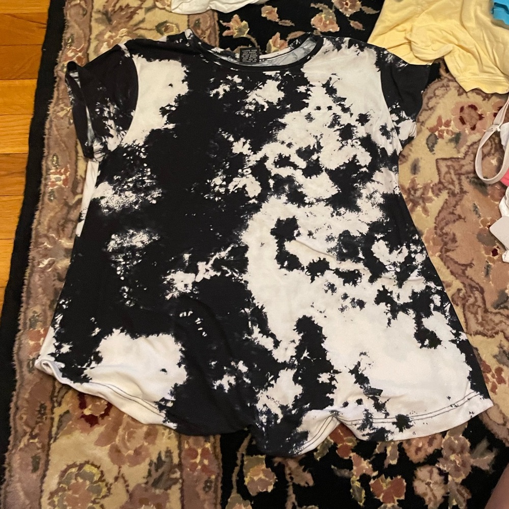 Tie dye tee